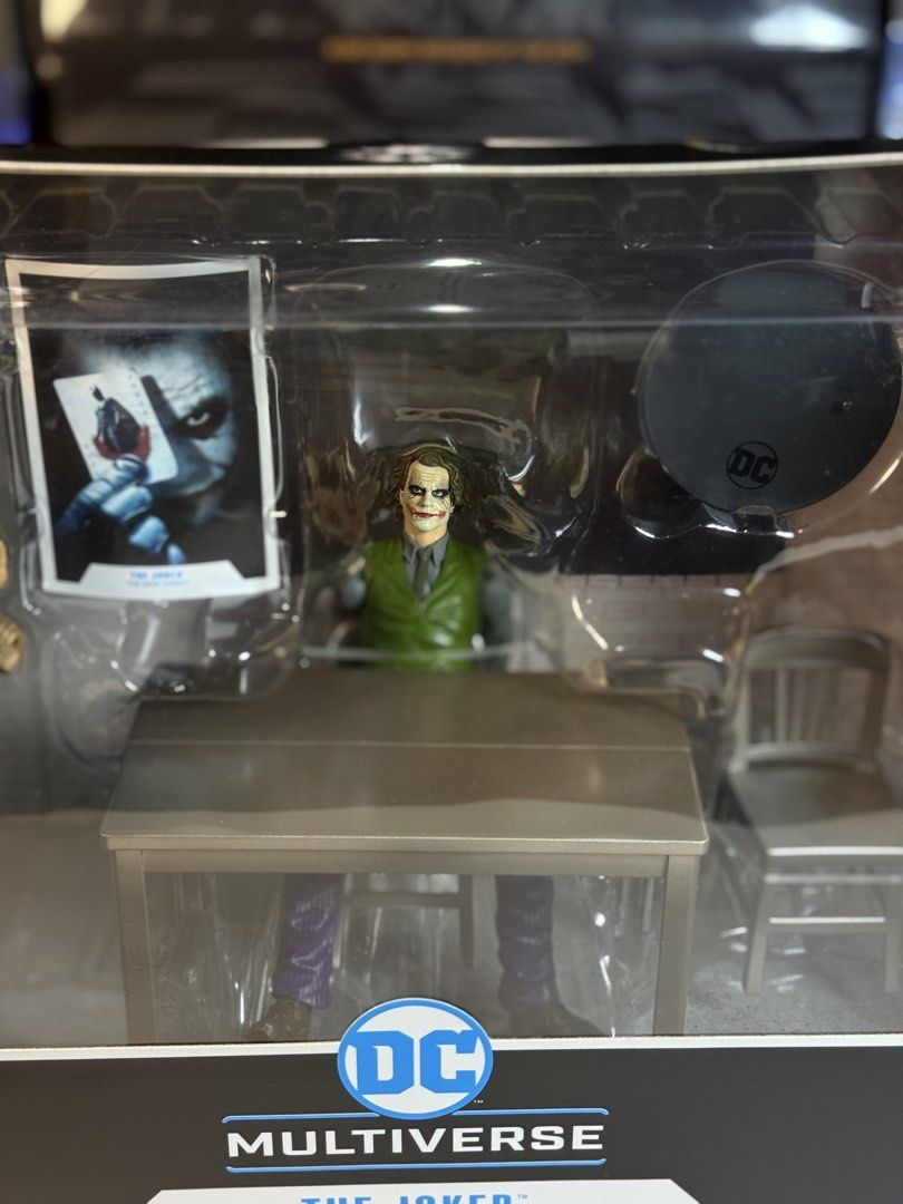 The Joker Batman Begins Deluxe Box (Category: Figurines & Statues) located in Quezon City. Submitted by collectorsoftheforceph (Listing ID 1454861553, Image 2). Description: Sealed.
