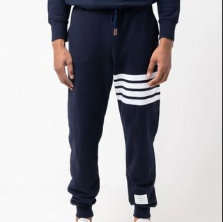 (Category: ) located in . Submitted by jhe_bicio_online-thriftshop (Listing ID 1454891566, Image 1). Description: .