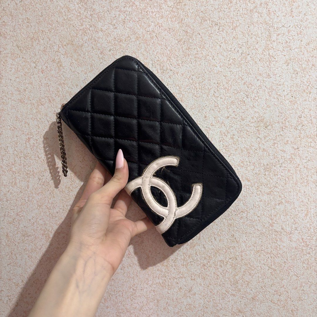 authentic chanel cambon zip long wallet (Category: Luxury Bags & Wallets) located in Las Pinas. Submitted by totesarchive (Listing ID 1454909407, Image 1). Description: got this in japan a few yrs ago! - has flaws, see pics :) needs recoloring - holo went missing - chanel logo can still be seen!.