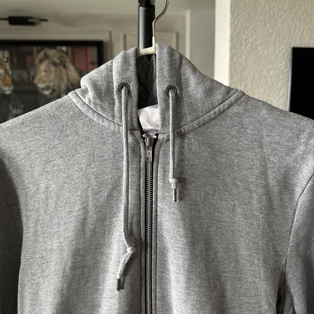 Topman gray jacket (Category: Coats, Jackets and Outerwear) located in Pasig City. Submitted by ynahperez (Listing ID 1454835819, Image 3). Description: .