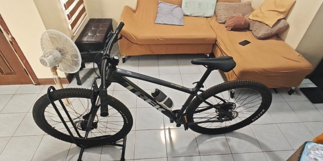 Trek Marlin 7 Mountain Bike (Category: Everything Else Others) located in Manila. Submitted by kimvllpnd (Listing ID 1446723390, Image 3). Description: ​Specs & Components: ​Frame: Trek Marlin 7 (Aluminum) ​Fork: RockShox Judy with suspension lockout ​Drivetrain: Shimano Deore 1x setup (No complicated front derailleur, very smooth shifting) ​Brakes: Shimano Hydraulic Disc Brakes (Reliable stopping power) ​Tires: Maxxis Ardent Race (Excellent grip