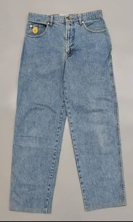 (Category: ) located in . Submitted by aydenthriftwear (Listing ID 1454872139, Image 1). Description: .