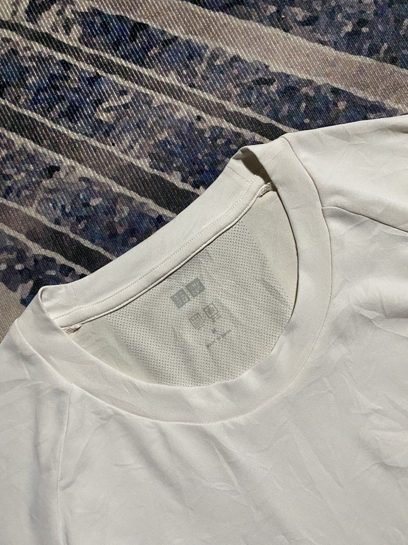 Uniqlo Dri-fit (authentic) (Category: Activewear) located in Goa. Submitted by _rawgallery (Listing ID 1454784906, Image 2). Description: size on tag : m width : 19 lenght : 27.5.