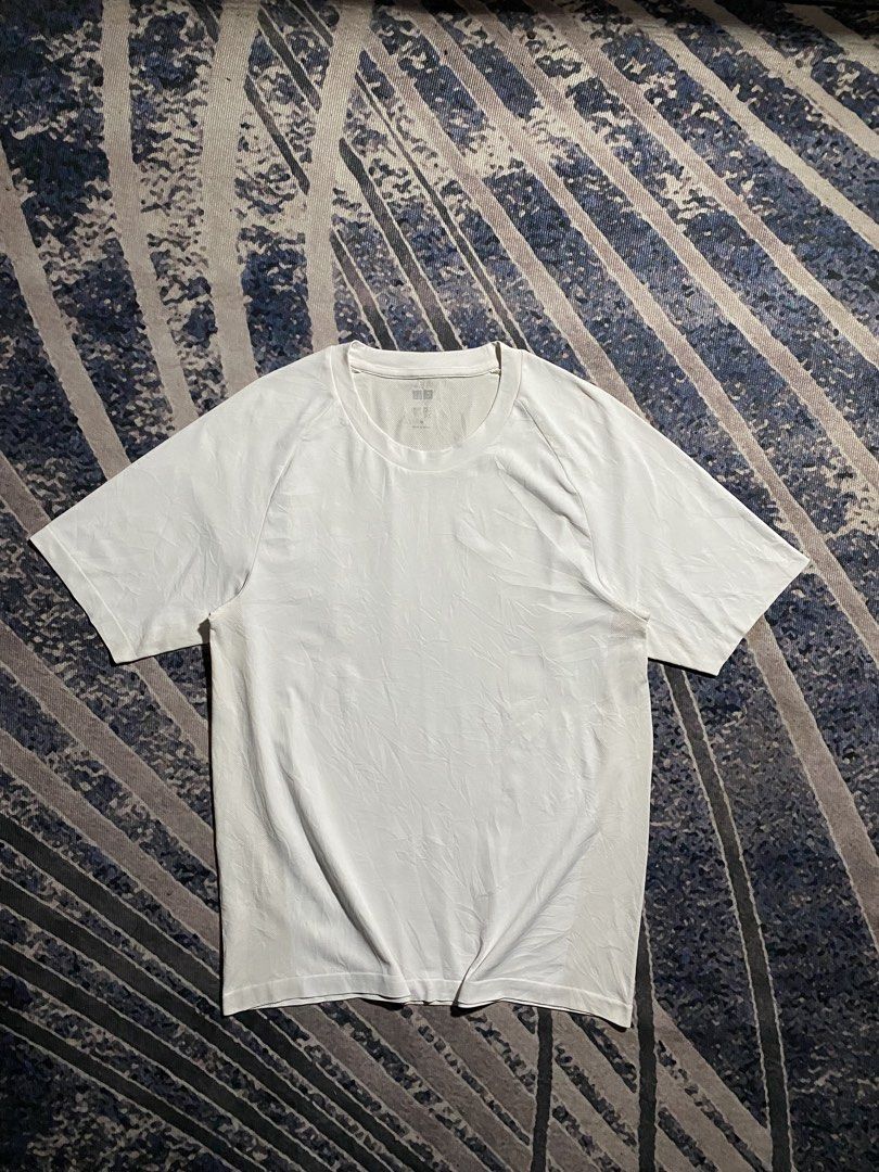 Uniqlo Dri-fit (authentic) (Category: Activewear) located in Goa. Submitted by _rawgallery (Listing ID 1454784906, Image 1). Description: size on tag : m width : 19 lenght : 27.5.
