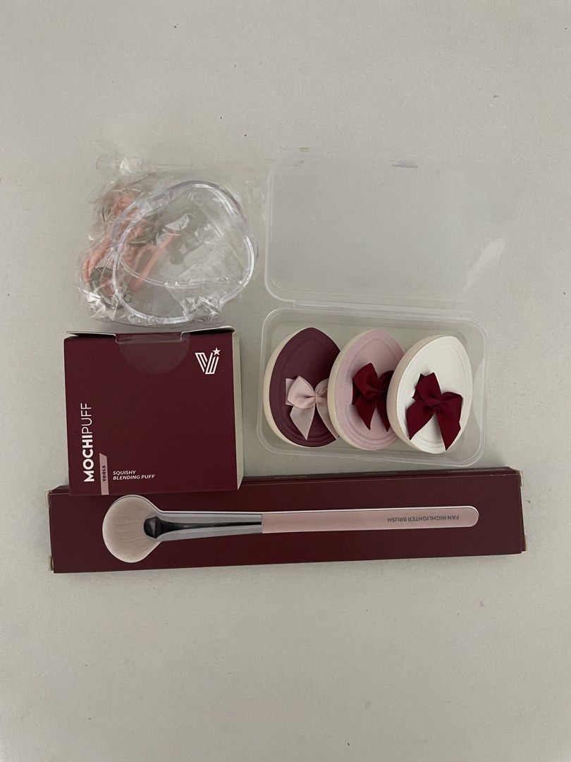 Vice Cosmetics Brush Set SALE (Category: Makeup) located in Manila. Submitted by shopby_you (Listing ID 1454894859, Image 1). Description: .