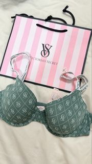 (Category: ) located in . Submitted by ying.preloved (Listing ID 1454802806, Image 1). Description: .
