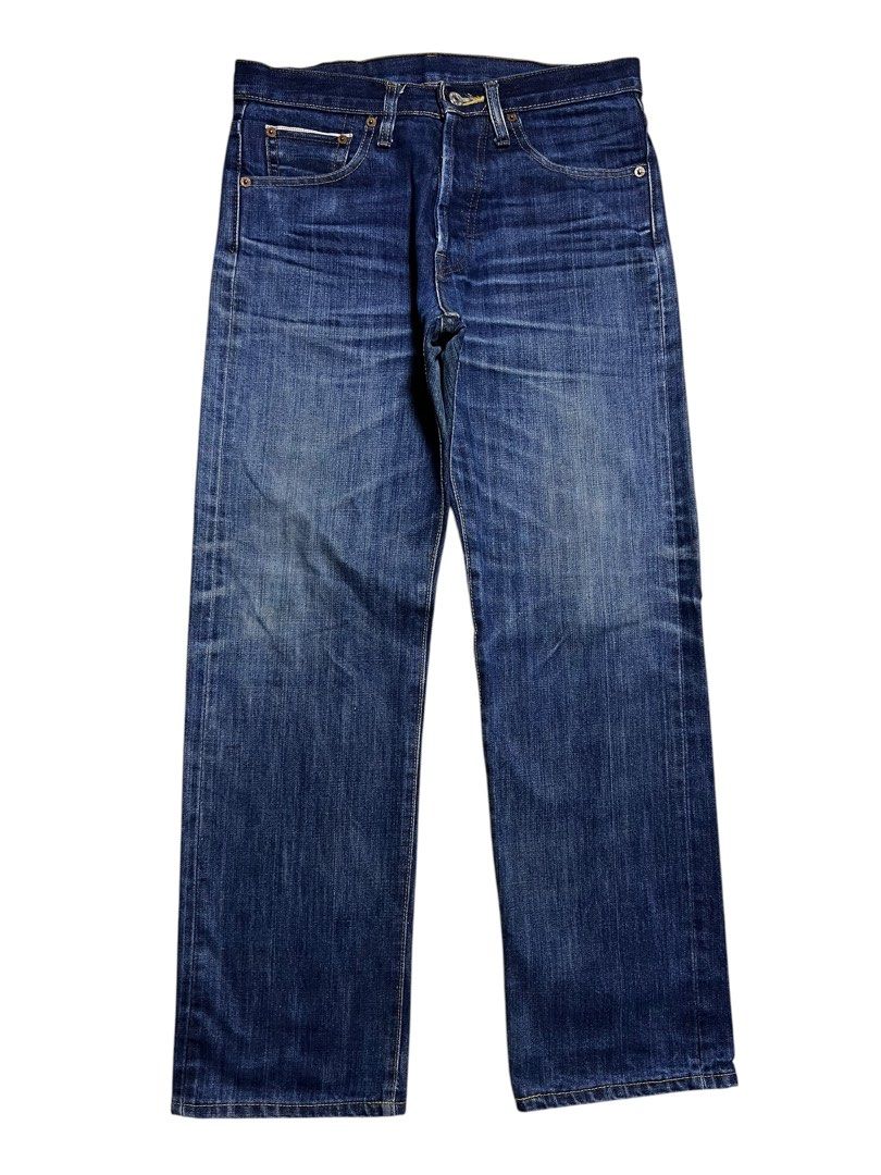 VINTAGE LEVIS BIG E 501XX SELVEDGE LEATHER PATCH PANTS (Category: Jeans) located in Las Pinas. Submitted by greedythrifterz (Listing ID 1454796317, Image 1). Description: VINTAGE LEVIS BIG E 501XX SELVEDGE LEATHER PATCH PANTS DIMES- WIDTH 32, LENGTH 40, THIGHS 12 LEG OPEN 8.5 (ALL INCHES) ISSUE- SIGN OF USAGE (CHECK PIC) FREESHIP AND NEGOTIABLE .