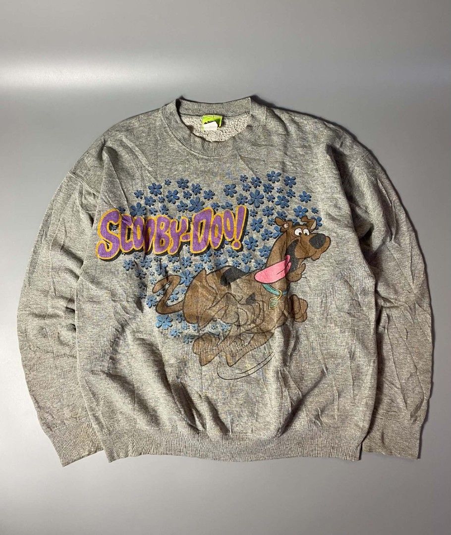 Vintage Scooby Doo sweatshirt (Category: Coats, Jackets and Outerwear) located in Bacolod City. Submitted by jollyst4ffs. (Listing ID 1454871343, Image 1). Description: Scooby Doo vintage crewneck Size XL Dated 1998 Dimes 24 x 28.5 Claim price 2000 Pm me if interested.