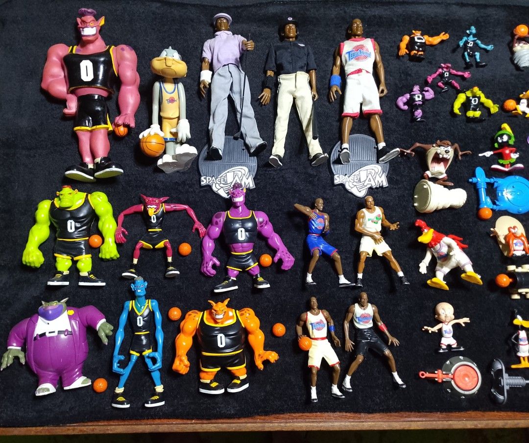 VINTAGE SPACE JAM TOYS COLLECTION (Category: Vintage Collectibles) located in Pasay City. Submitted by daryl.08 (Listing ID 1454899849, Image 3). Description: Vintage Space Jam Toys Collection selling as pack only asking price 50k.