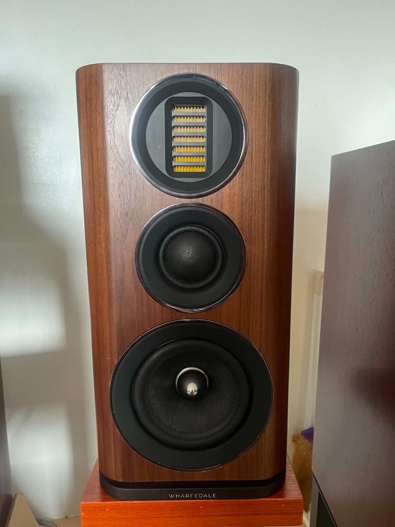 Wharfedale EVO 4.2 HiFi Speakers (Category: Soundbars, Speakers & Amplifiers) located in Iloilo. Submitted by eulneversee (Listing ID 1454760762, Image 3). Description: Wharfedale EVO 4.2 HiFi Speakers The primary focus is on the AMT development resulting in a radically different way of reproducing high frequency detail efficiently and accurately. Similar cabinet technology to ELYSIAN provides a stable and solid foundation for the drive units wit