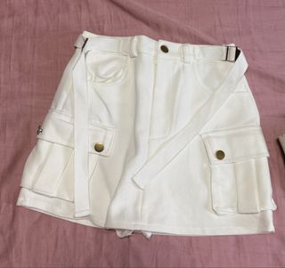 (Category: ) located in . Submitted by affordableclothess (Listing ID 1454784574, Image 1). Description: .