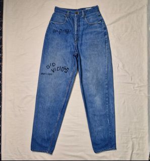 (Category: ) located in . Submitted by nadhiqstore (Listing ID 1454763652, Image 1). Description: .