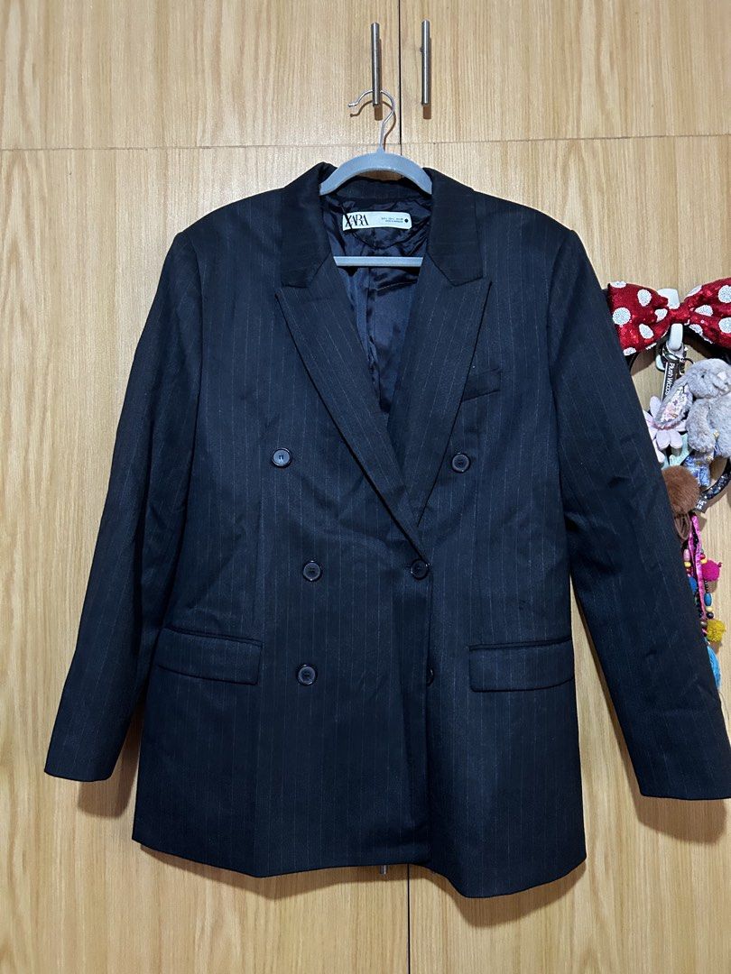 zara black striped suit double breasted blazer coat (Category: Coats, Jackets and Outerwear) located in Mabalacat. Submitted by icedoatmatcha (Listing ID 1454843843, Image 1). Description: zara black striped suit double breasted blazer coat - never worn after buying - with extra buttons - has shoulder pads .