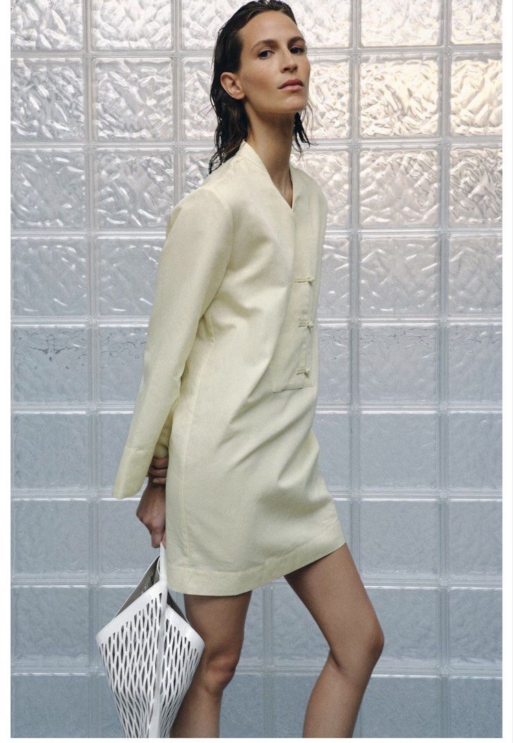Zara mini dress (Category: Announcements) located in Las Pinas. Submitted by silvader (Listing ID 1454903753, Image 2). Description: Bnwt Medium Ecru Linen blend.