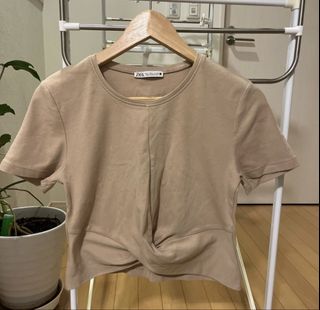 （分類：）位於 。 由 alleshalin20 提交（商品編號 1454880936，圖片 1）。簡介： 。