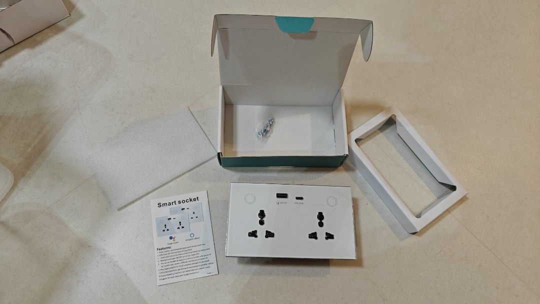 Zigbee Neutral Wire Smart Charge Socket (Category: Electrical, Adaptors & Sockets) located in Singapore. Submitted by uchffufuf (Listing ID 1454950471, Image 2). Description: - Zigbee Smart Socket (need Zigbee hub) - Works with SmartLife app - Glass Panel, touch sensor - Ideal for Smart Home Integration - Price is per item - Stock left 3 Qty.