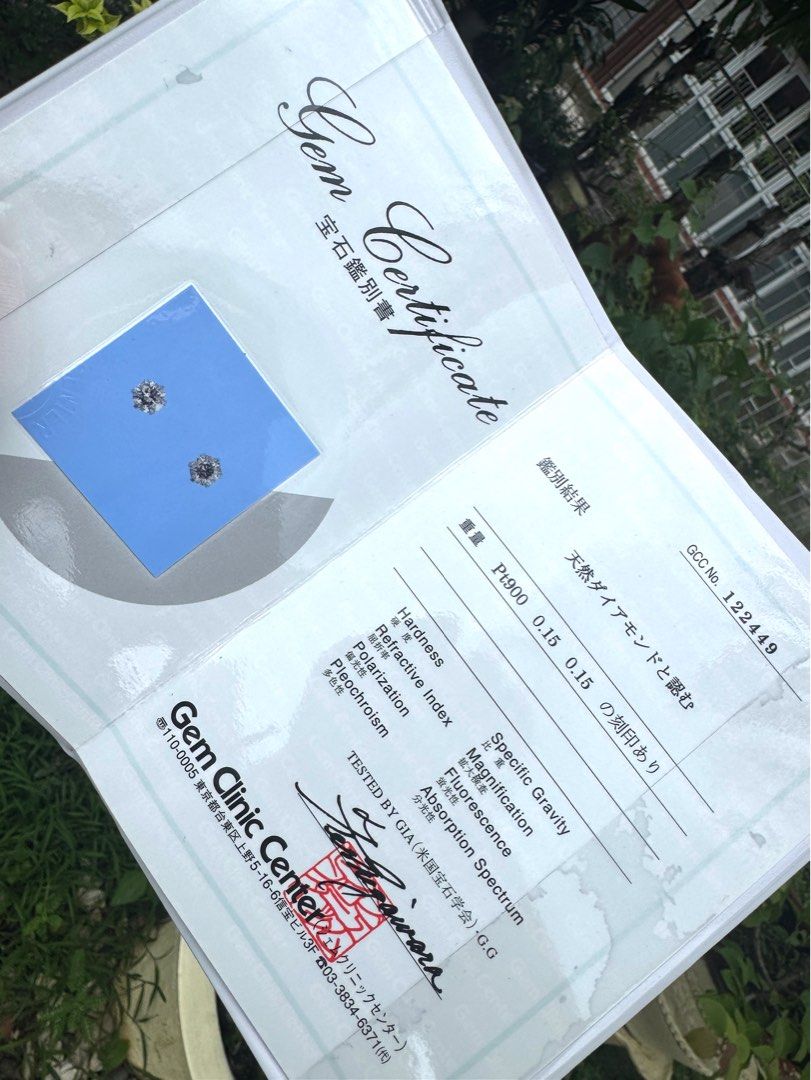 Platinum White Gold Diamond Stud Earrings with Gem Certificate (Category: Earrings) located in Cabanatuan. Submitted by bag_a_beau (Listing ID 1455001217, Image 3). Description: - Genuine pt900 white gold stud earrings - Each diamond is 0.15ct, Pt900 - Certified by Gem Clinic Center - Tested by GIA, Natural diamond - Secure platinum setting - Presented in a beautiful pink velvet box - Ideal for daily wear or special events - From Japan Unused ite