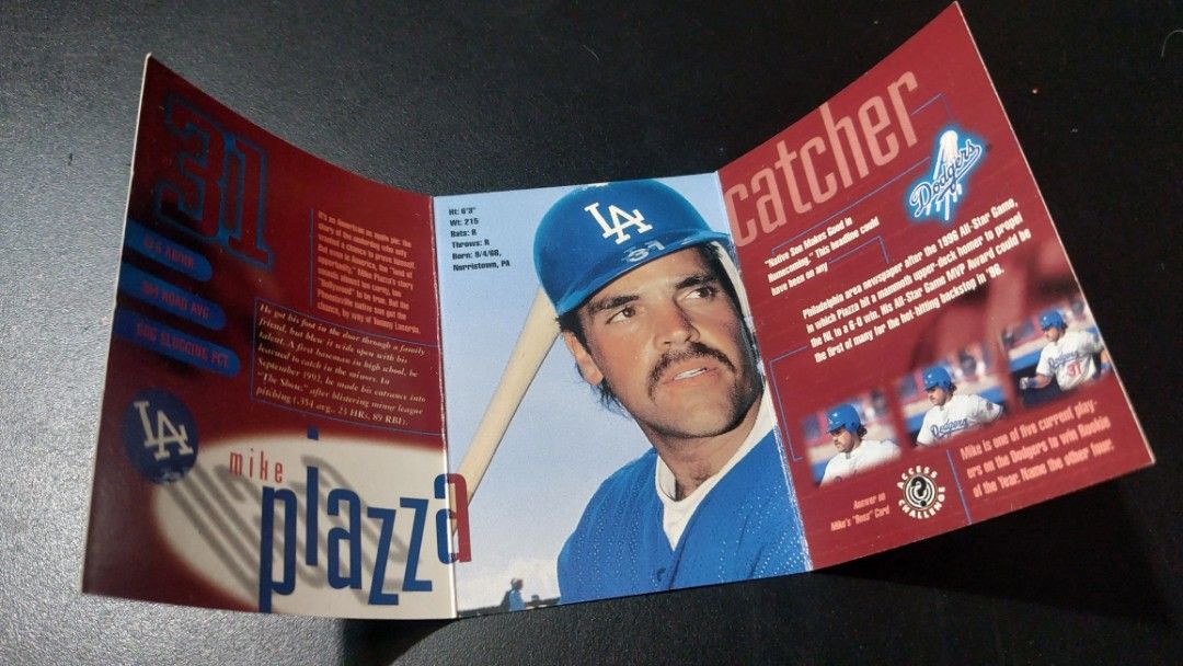 💙1994 Upper Deck Mike Piazza DODGERS (Category: Looking For) located in San Juan City. Submitted by 1clickpick (Listing ID 1455010707, Image 1). Description: 1994 Upper Deck Access Challenge Mike Piazza .