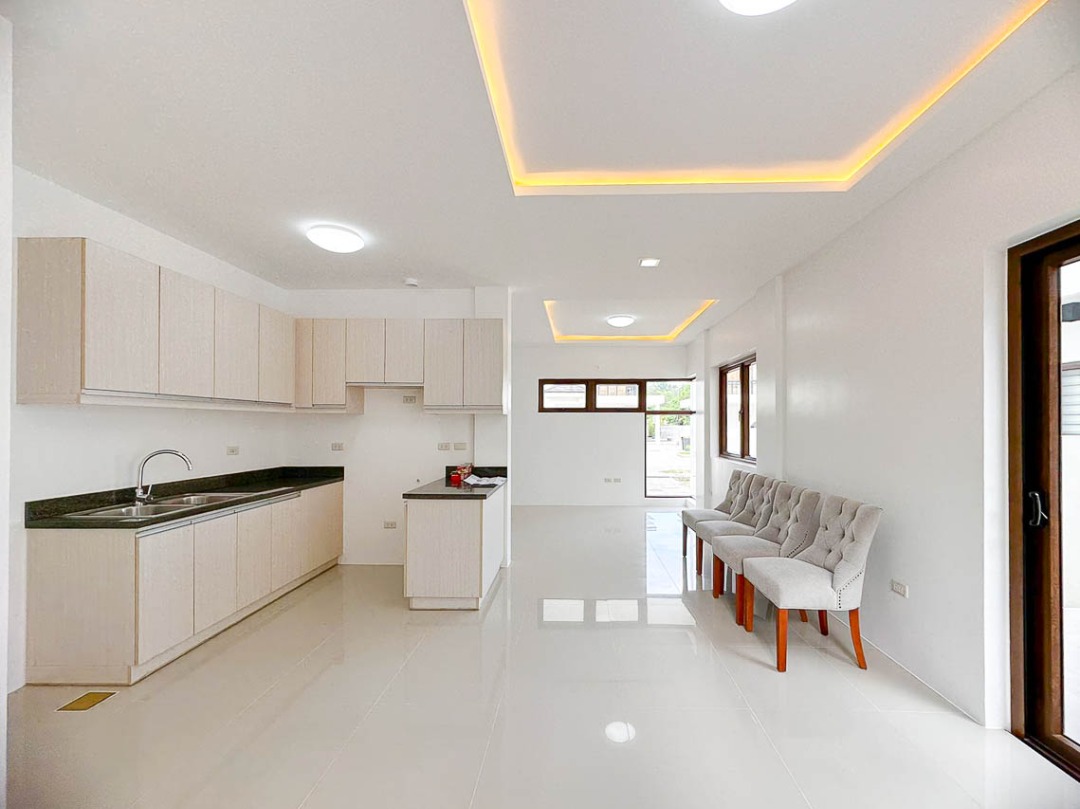 (Category: ) located in . Submitted by cebugrandrealty (Listing ID 1454994689, Image 1). Description: .