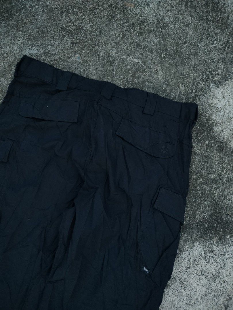 5.11 Tactical Pants (Category: Jeans) located in Midsayap. Submitted by rogeandrei29987 (Listing ID 1455103442, Image 2). Description: 📌5.11 Tactical Pants •Crispy Condi •38-40 waist •40 length, 9 leg opening •10/10 cr •No issue/As New MOP: Gcash Courier✈️: Flash Express Unli vouch/Vc with item Loc: Parang, Maguindanao❤️ .