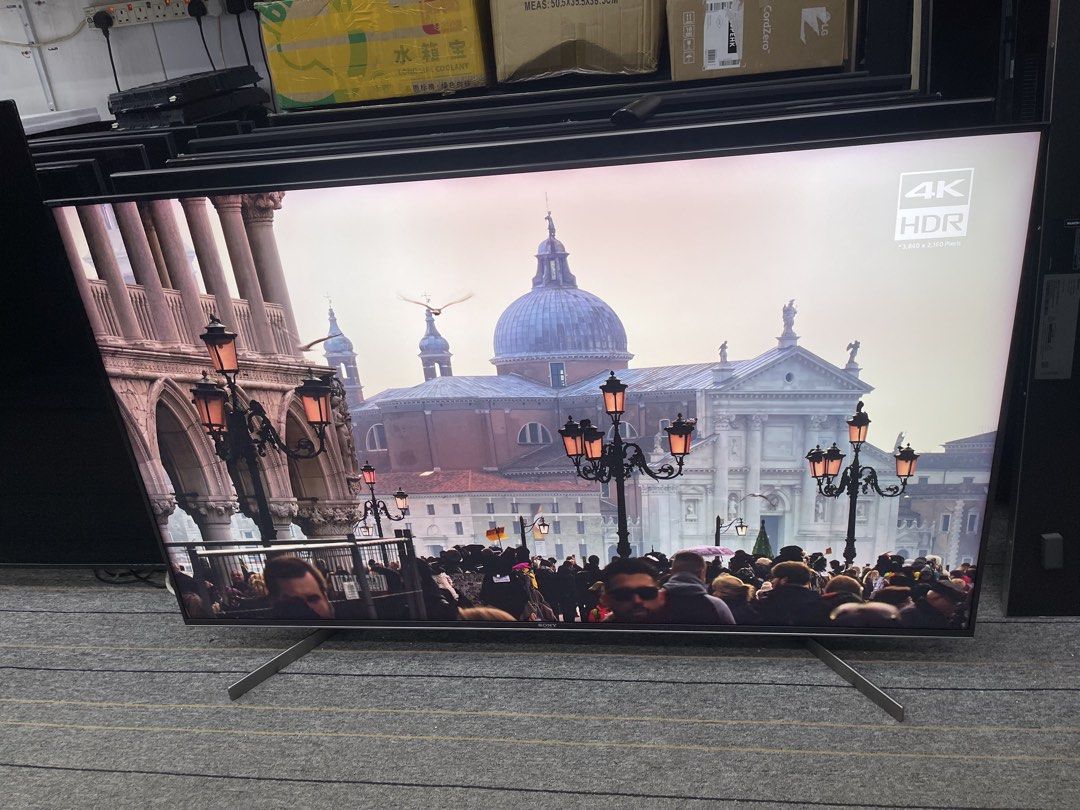 55吋電視機SONY KD-55X9500G 4K智能電視Android系統 保養半年 （分類：電視）位於 Hong Kong。 由 zefeng0660 提交（商品編號 1455095251，圖片 3）。簡介： 💼本公司專營二手電視機，零售批發價。歡迎到門市即埸試機選購！ 實體千呎大舖，可現場試機，免費為您打包防撞服務。可影相，錄影，試到你啱為止。可網上落單可代call車送貨（車費自付）所有產品有保養，信心保證。 👉🏻所有電視產！配送遙控器、HDMI線、天線、電線！ 設有上門安裝掛牆服務（附送掛牆架） 設有舊機回收服務設有送貨服務！ 另外提供專業電視上門維修服務，可以來電查詢價錢 👉🏻地址：深水埗醫局街153號地舖(興達電器) 營業時間：每天11:00-21:00！ 👉🏻 查詢電話（Wht 同步）有意者可通過以下點擊連接直接通過Wht與我們聯絡🤗🤗62340813（黄生) 💰付款方式 ✅現金 ✅轉數快FPS ✅РауМе ✅八達通 ✅Alipay HK ✅weCha