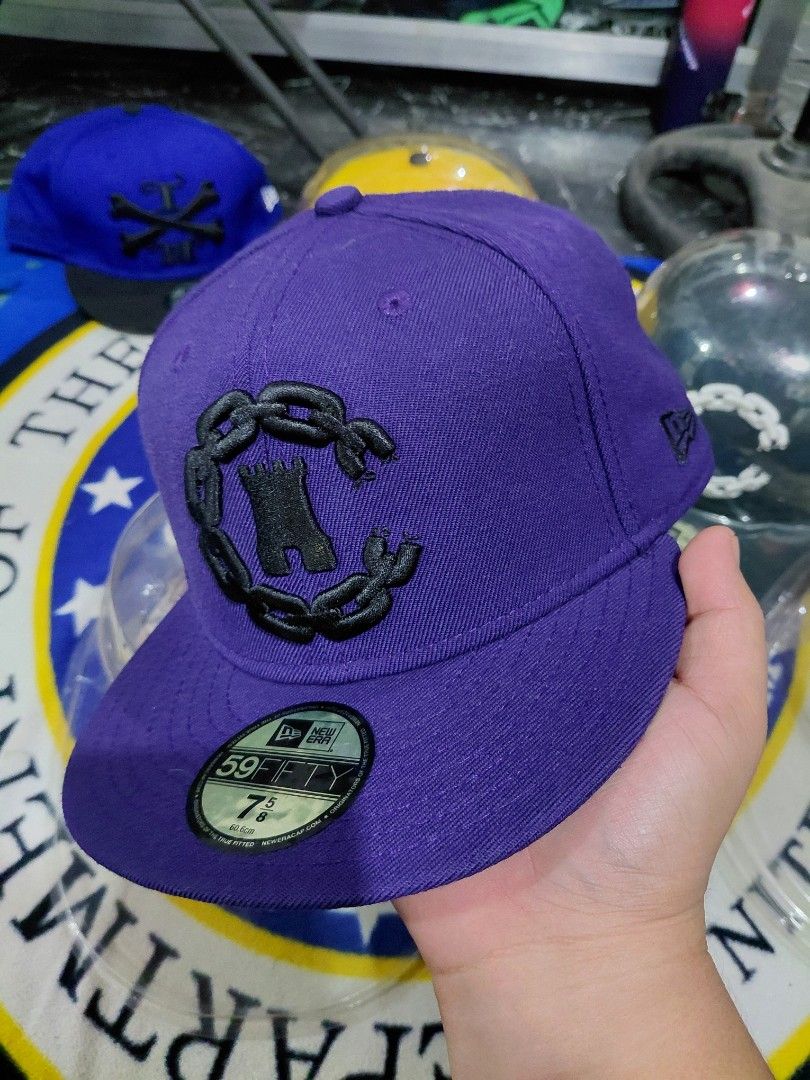 59fifty Crooks and castle x new era (Category: Caps & Hats) located in Manila. Submitted by talkshit-20 (Listing ID 1455074704, Image 1). Description: sizs 7 5/8 used dated 2009.