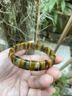 (Category: ) located in . Submitted by crystal_gem_world (Listing ID 1454970742, Image 1). Description: .