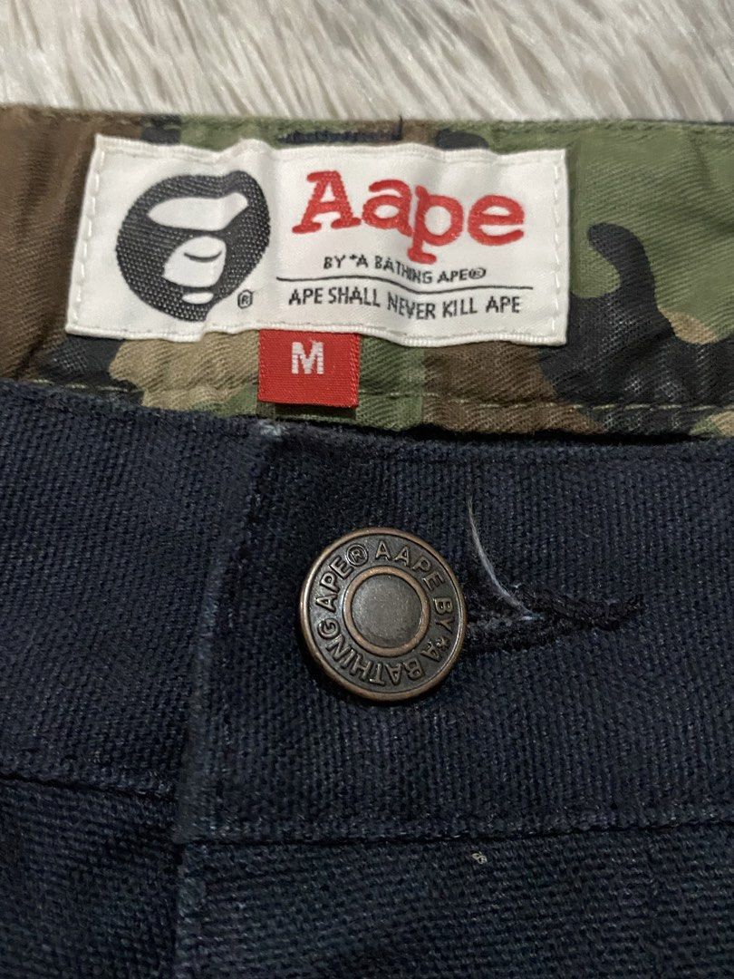 Aape (Category: Looking For) located in Tarlac. Submitted by cheap.fleaaa (Listing ID 1455091756, Image 3). Description: Aape carpenter pants✨ Waist: 28 to 34 Length: 38 No issue 1,500 + ship Any courier Tarlac based📍.