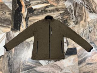 (Category: ) located in . Submitted by sellclothesandbag (Listing ID 1455079414, Image 1). Description: .