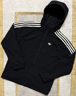(Category: ) located in . Submitted by blackthriftstore (Listing ID 1454986246, Image 1). Description: .