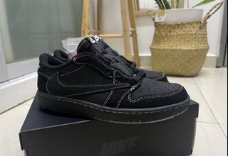 (Category: ) located in . Submitted by hypebeast2024 (Listing ID 1454930127, Image 1). Description: .