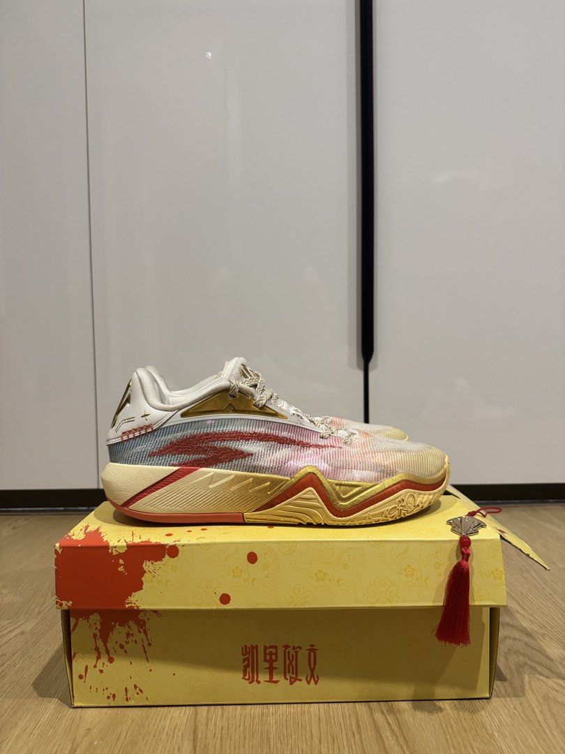 Anta Kai 3 “CNY” US 12.5 (Category: Sneakers) located in Quezon City. Submitted by xiuyi01 (Listing ID 1454460785, Image 3). Description: On hand For Sale Only US 12.5 ₽6,000 (srp ₽8,595) Only used for 4x on wooden court Complete with box and keychain A little damage on the box Location (Quezon City) Meetup or Deliver shouldered by buyer Feel free to message for any inquiries .