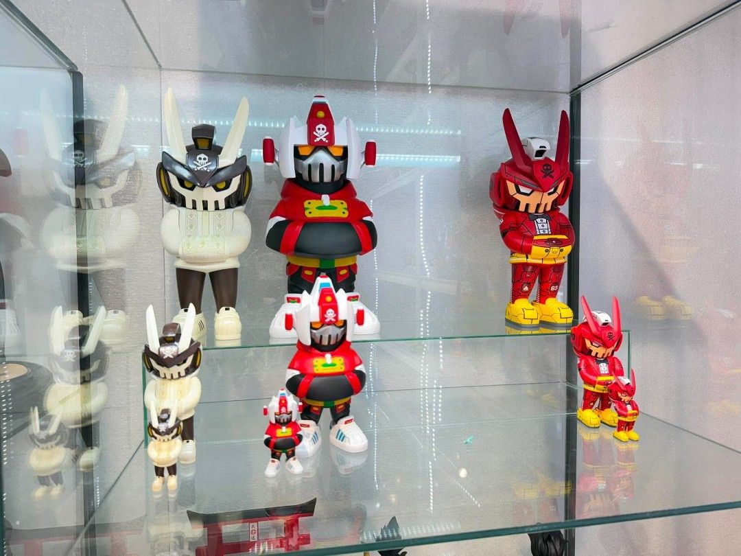Assorted Designer Vinyl Art Toys Figures (Category: Designer & Blind Box Toys) located in San Jose del Monte. Submitted by jhune. (Listing ID 1454993392, Image 2). Description: Selling my collection Art Toys .