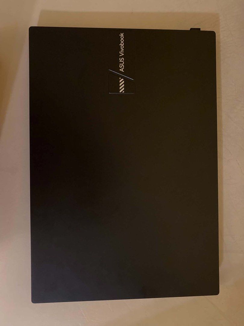 ASUS VivoBook 16 12th gen Intel Core i5 (Category: Laptops & Notebooks) located in Quezon. Submitted by favracha (Listing ID 1454965192, Image 2). Description: - Intel core i5-1235U - Storage: 477 GB - Intel UHD Graphics - Installed RAM: 8.00 GB - Windows 11 - Resolution: 1920 x 1200 - 16 inch Lady-owned! Used for almost 1.5 years only for light school works (gdocs, canva, ppt) :) - no issues - no to minimal scratches - bought from Octagon SM rfs