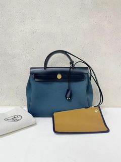 (Category: ) located in . Submitted by collynluxurybag (Listing ID 1455081650, Image 1). Description: .