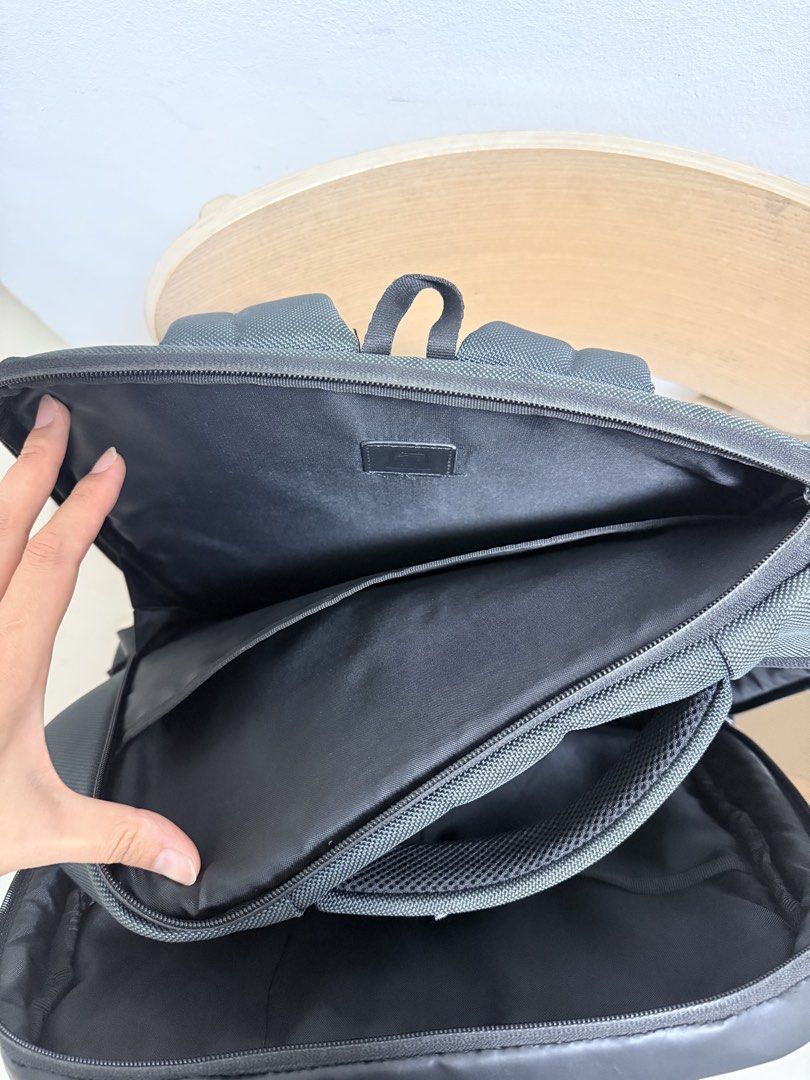 Backpack (Category: Backpacks) located in Singapore. Submitted by rimuei (Listing ID 1454991471, Image 3). Description: .