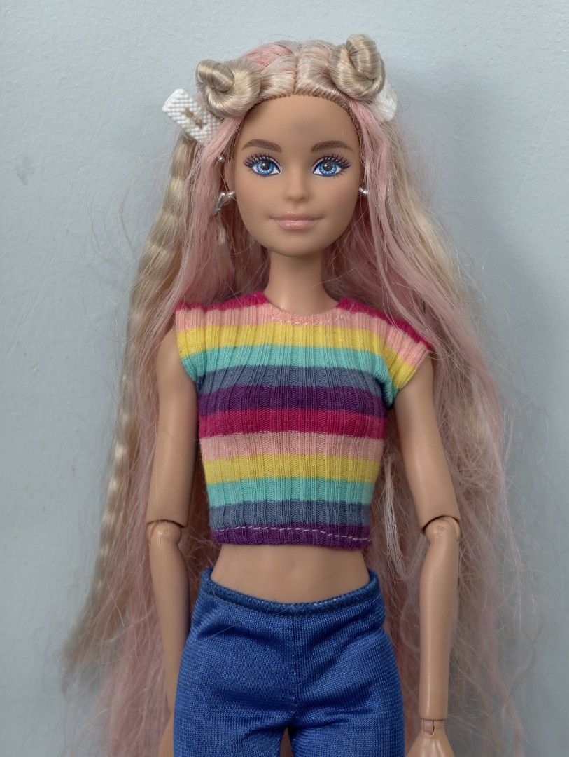 Barbie Extra No. 3 (Category: Kids Toys) located in Cabadbaran. Submitted by barbielee14 (Listing ID 1455082758, Image 2). Description: Need benzac ung stain sa face good condition nmn.
