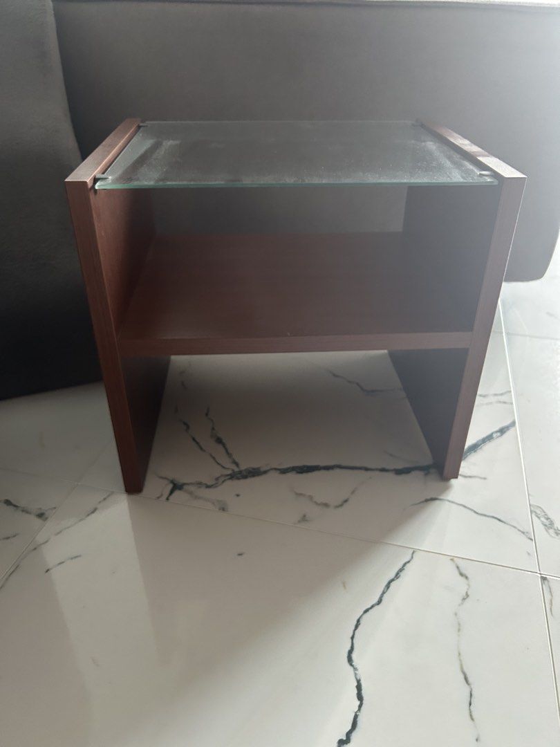 Bedside table (Category: Tables & Sets) located in Singapore. Submitted by pearlnyuri (Listing ID 1454975168, Image 1). Description: 45cm wide 35cm deep 41 cm height Pick up only.