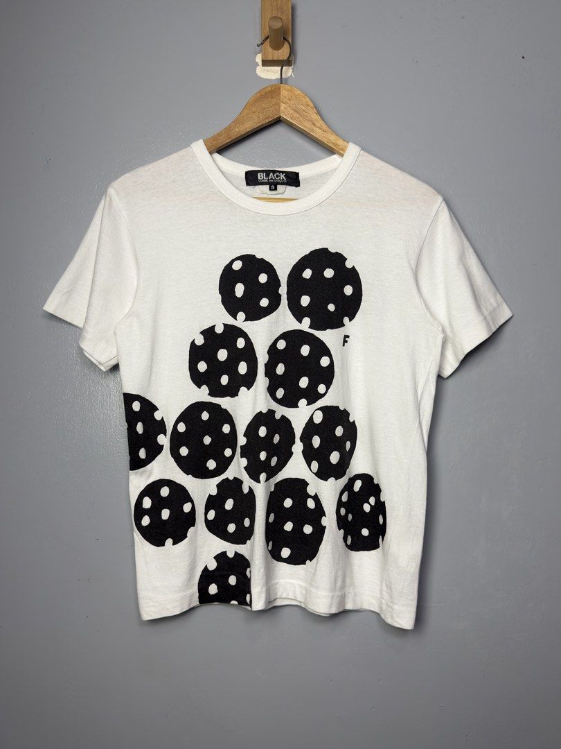 Black CDG Polka dot Pattern (Category: Tshirts & Polo Shirts ) located in Manila. Submitted by dipdrip (Listing ID 1455081090, Image 1). Description: DIMENSIONS Width : 17.5 Length : 23 Condition In excellent condition 1,500php Negotiable Open for COD via Lalamove around Metro Manila.