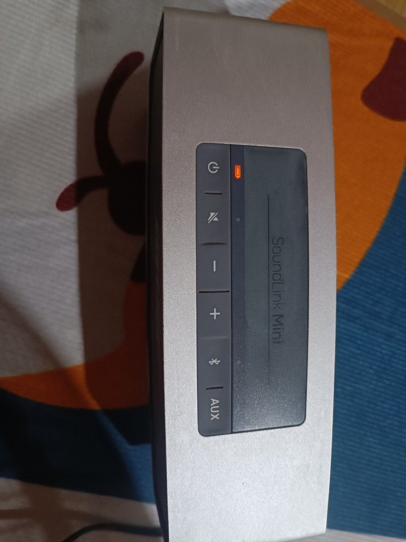 BOSE SOUNDLINK MINI IN VERY GOOD CONDITION (Category: Soundbars, Speakers & Amplifiers) located in Manila. Submitted by brightearth_c63d6c (Listing ID 1454992881, Image 3). Description: SLIGHTLY USED US BOUGHT WITH CHARGER INCLUDED YOU CAN ASK FOR A SAMPLE VIDEO FOR SURE BUYER ONLY PLEASE.