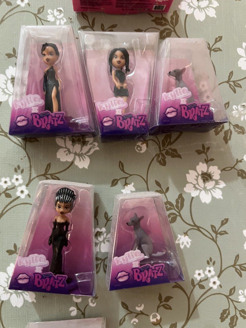 Bratz Kylie Minis 8pcs (Category: Kids Toys) located in Taguig. Submitted by pixiewhimsy (Listing ID 1455107164, Image 2). Description: .