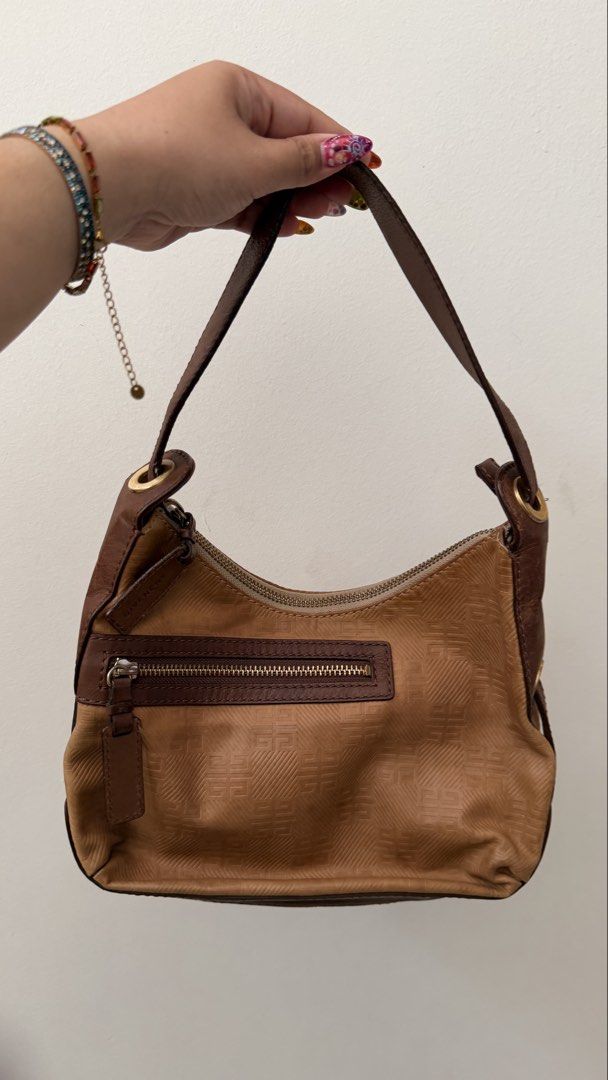 BUNDLE Givenchy (Category: Bags & Wallets) located in Kuala Lumpur. Submitted by grumpyprincess (Listing ID 1455053481, Image 1). Description: .
