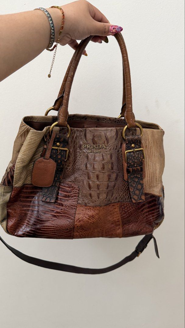 BUNDLE PRADA (Category: Bags & Wallets) located in Kuala Lumpur. Submitted by grumpyprincess (Listing ID 1455053640, Image 1). Description: .