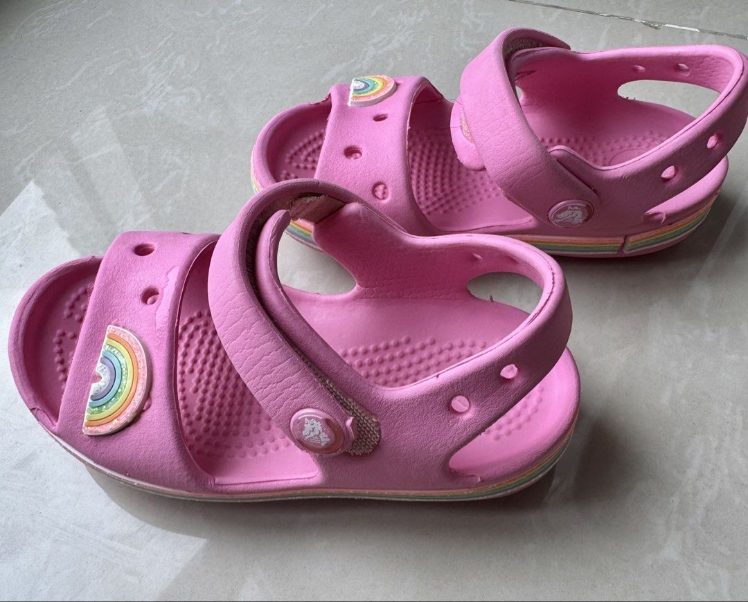 C7 Crocband Imagination Sandal (Category: Babies & Kids Fashion) located in Mandaluyong City. Submitted by unicart (Listing ID 1454999987, Image 2). Description: .