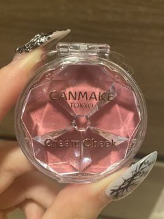 （分類：）位於 。 由 nowon.__ 提交（商品編號 1455105379，圖片 1）。簡介： 。