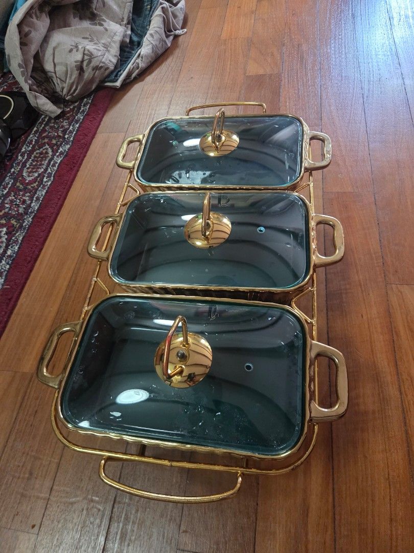 Ceramic buffet set (Category: Bathroom & Kitchen Fixtures) located in Singapore. Submitted by Shaputra69 (Listing ID 1455029863, Image 3). Description: .