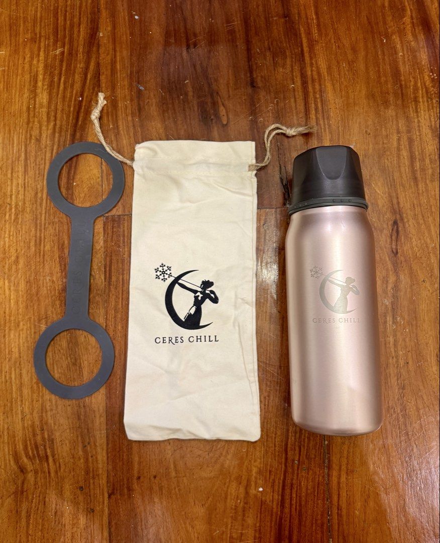 Ceres Chill Rose Gold (Category: Water Bottles & Tumblers) located in Mandaluyong City. Submitted by luvieestbelle (Listing ID 1454971259, Image 3). Description: - Brand: Ceres Chill - Color: Rose Gold - Type: Insulated Water Bottle - Features: Keeps drinks hot or cold - Accessories Included: Carrying pouch, strap, inner bottle, 2 different caps - Ideal for: Everyday use.