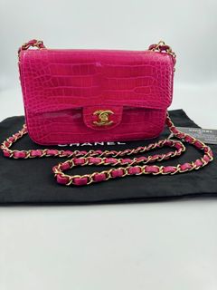 （分類：）位於 。 由 coco.vintage_chanel 提交（商品編號 1455107301，圖片 1）。簡介： 。
