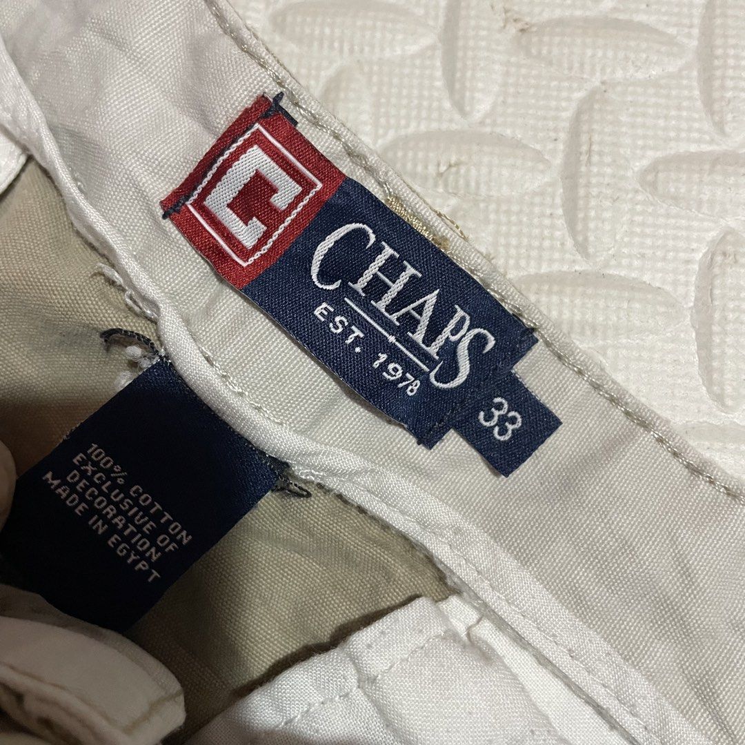 Chaps Cargo Shorts Size 33 Khaki Cotton (Category: Shorts) located in Zamboanga. Submitted by selvege (Listing ID 1455012428, Image 3). Description: - Brand: Chaps - Type: Cargo Shorts - Color: Khaki - Size: 33 - Material: 100% Cotton - Features: Multiple pockets with button closures - Style: Great for casual wear, pairs easily with t-shirts or polos Size 33 22.