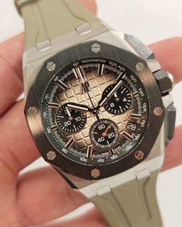 (Category: ) located in . Submitted by dr.watches (Listing ID 1455088478, Image 1). Description: .